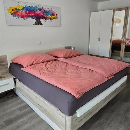 In Neuss Nahe Apartament